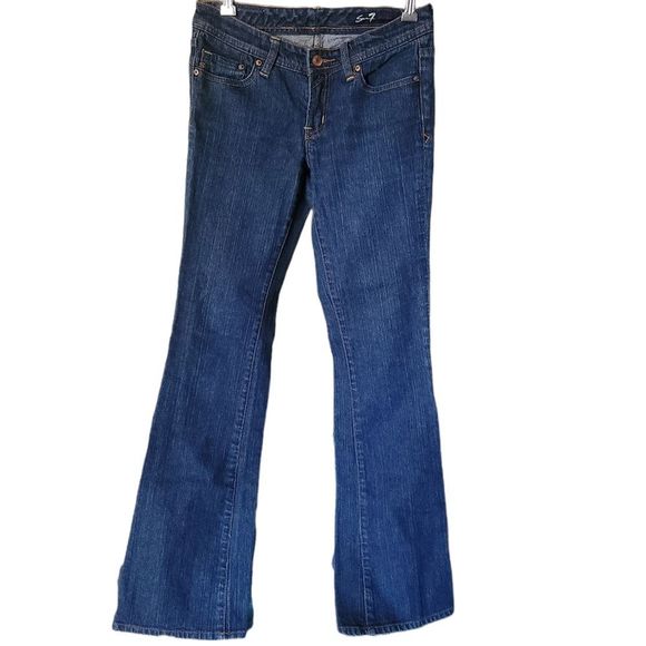 Seven7 Flared Denim Jeans Women's Size 27 Blue 5-Pocket Low Rise Dark Wash - Picture 1 of 9